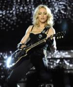 Мадонна: 340x400 / 29 Кб