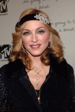 Мадонна: 267x400 / 23 Кб