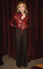 Мадонна: 252x400 / 18 Кб