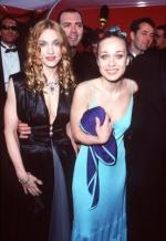 Мадонна: 276x400 / 24 Кб