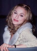 Мадонна: 468x652 / 52 Кб