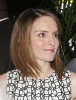 Тина Фей: 302x400 / 32 Кб