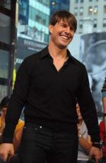 Том Круз: 263x400 / 22 Кб