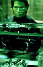 Том Круз: 454x700 / 54 Кб