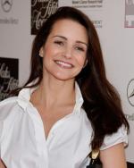 Кристин Дэвис: 320x400 / 25 Кб