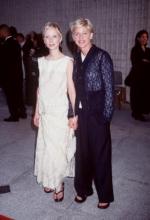 Эллен ДеДженерес: 273x400 / 22 Кб