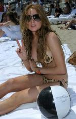 Линдси Лохан: 255x400 / 28 Кб