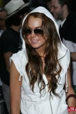 Линдси Лохан: 267x400 / 27 Кб