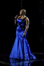 Куин Латифа: 268x400 / 15 Кб