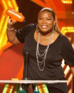 Куин Латифа: 318x400 / 30 Кб