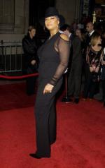 Куин Латифа: 253x400 / 21 Кб