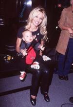 Памела Андерсон: 275x400 / 25 Кб