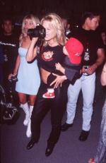 Памела Андерсон: 260x400 / 24 Кб