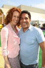 Оскар Нунез: 267x400 / 26 Кб