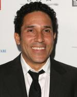 Оскар Нунез: 317x400 / 21 Кб