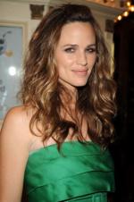 Дженнифер Гарнер: 266x400 / 24 Кб