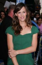 Дженнифер Гарнер: 265x400 / 23 Кб