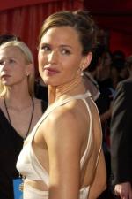 Дженнифер Гарнер: 267x400 / 23 Кб