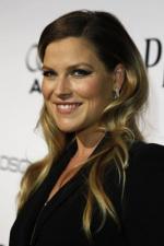 Эли Лартер: 267x400 / 18 Кб