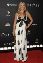 Эли Лартер: 273x400 / 24 Кб