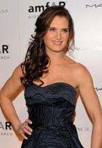 Брук Шилдс: 277x400 / 24 Кб