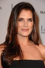 Брук Шилдс: 266x400 / 21 Кб