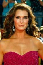 Брук Шилдс: 267x400 / 28 Кб