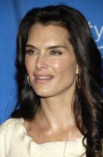 Брук Шилдс: 263x400 / 25 Кб