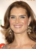 Брук Шилдс: 295x400 / 29 Кб