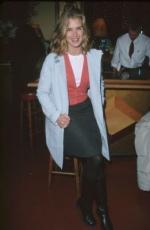 Брук Шилдс: 261x400 / 15 Кб