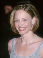 Джоди Фостер: 296x400 / 17 Кб