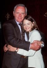 Джоди Фостер: 468x676 / 50 Кб