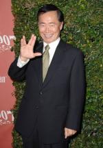 Джордж Такей: 278x400 / 32 Кб