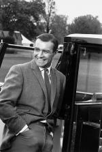 Шон Коннери: 304x450 / 32 Кб