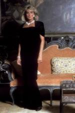 Линда Эванс: 280x420 / 24 Кб