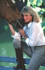 Линда Эванс: 289x450 / 27 Кб