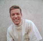 Ричард Чемберлен: 431x413 / 33 Кб