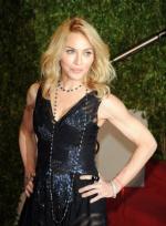 Мадонна: 295x400 / 30 Кб