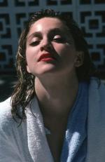 Мадонна: 273x420 / 23 Кб