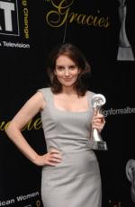 Тина Фей: 261x400 / 19 Кб