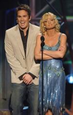 Джейми Прессли: 255x400 / 26 Кб