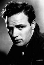 Марлон Брандо: 305x450 / 25 Кб