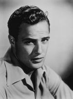 Марлон Брандо: 334x450 / 24 Кб