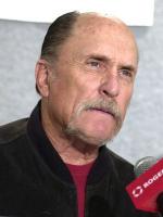 Роберт Дювалл: 301x400 / 22 Кб