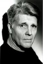 Джеймс Фокс: 1381x2048 / 317 Кб