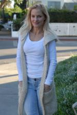 Хелен Уди: 1371x2048 / 346 Кб