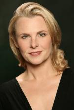 Анджелика Торн: 400x593 / 33 Кб