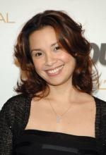 Лиа Салонга: 273x400 / 24 Кб