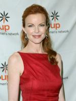 Марсия Кросс: 303x400 / 21 Кб