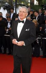 Сидни Поллак: 254x400 / 23 Кб